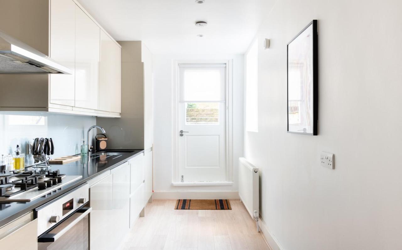 The Chelsea Arms - Bright 3Bdr With Garden & Private Parking Leilighet London Eksteriør bilde
